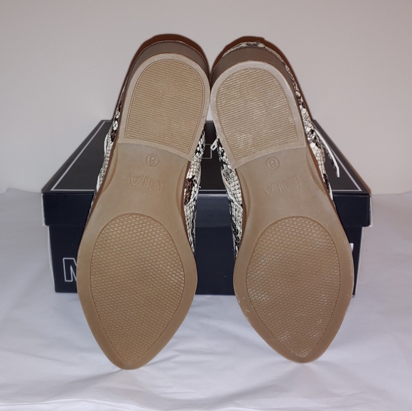 Cute snake skin patterned booties - Picture 5 of 7